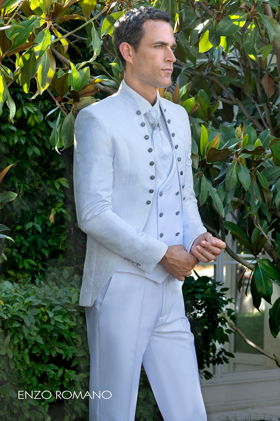 Trajes de ceremonia de la marca ENZO ROMANO en Verdú Ceremonia, Especialistas en trajes de boda y complementos para hombre en Valdepeñas, Ciudad Real
